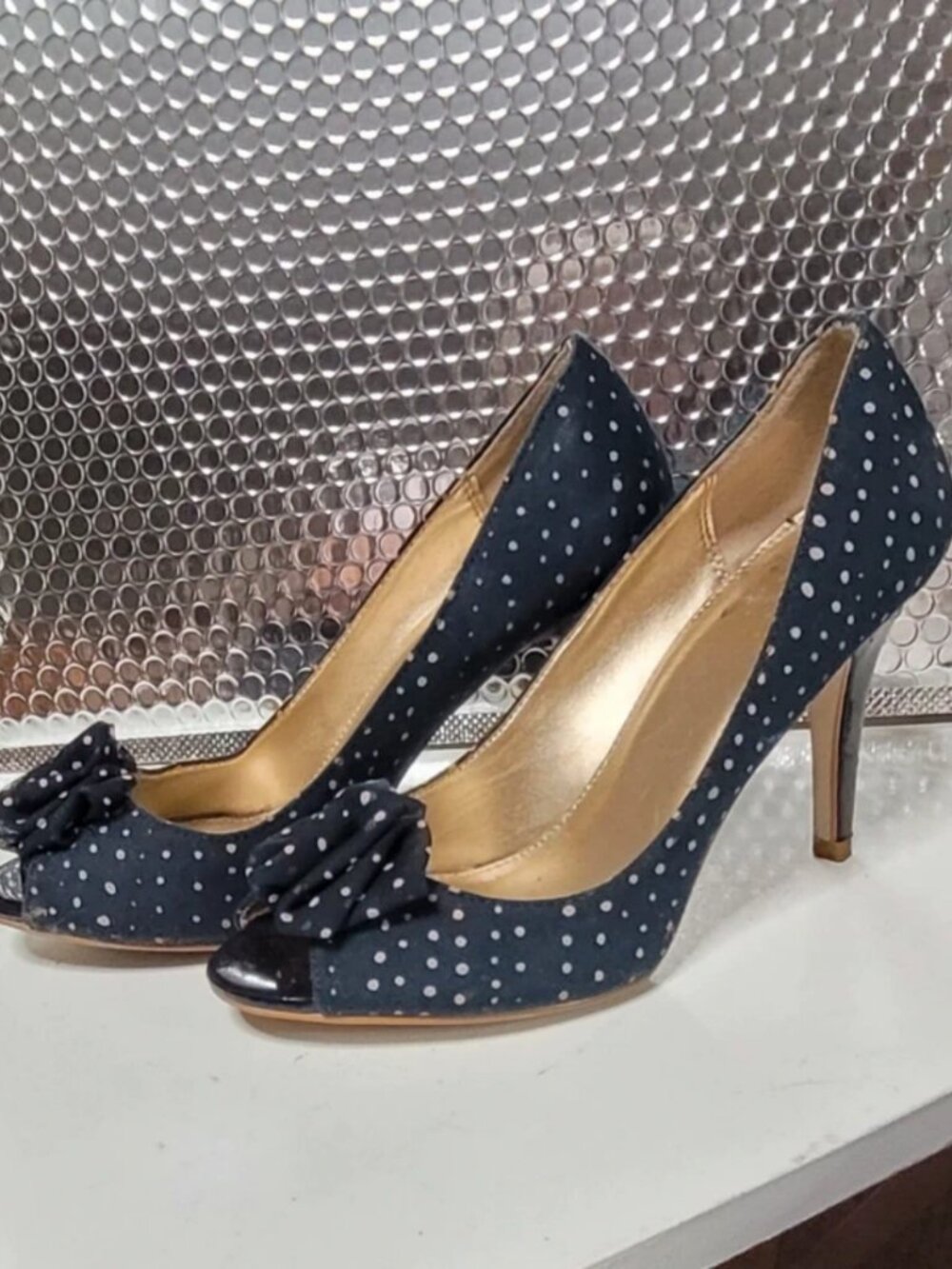 Size 6.5 Pink polka dots on blue Heels
